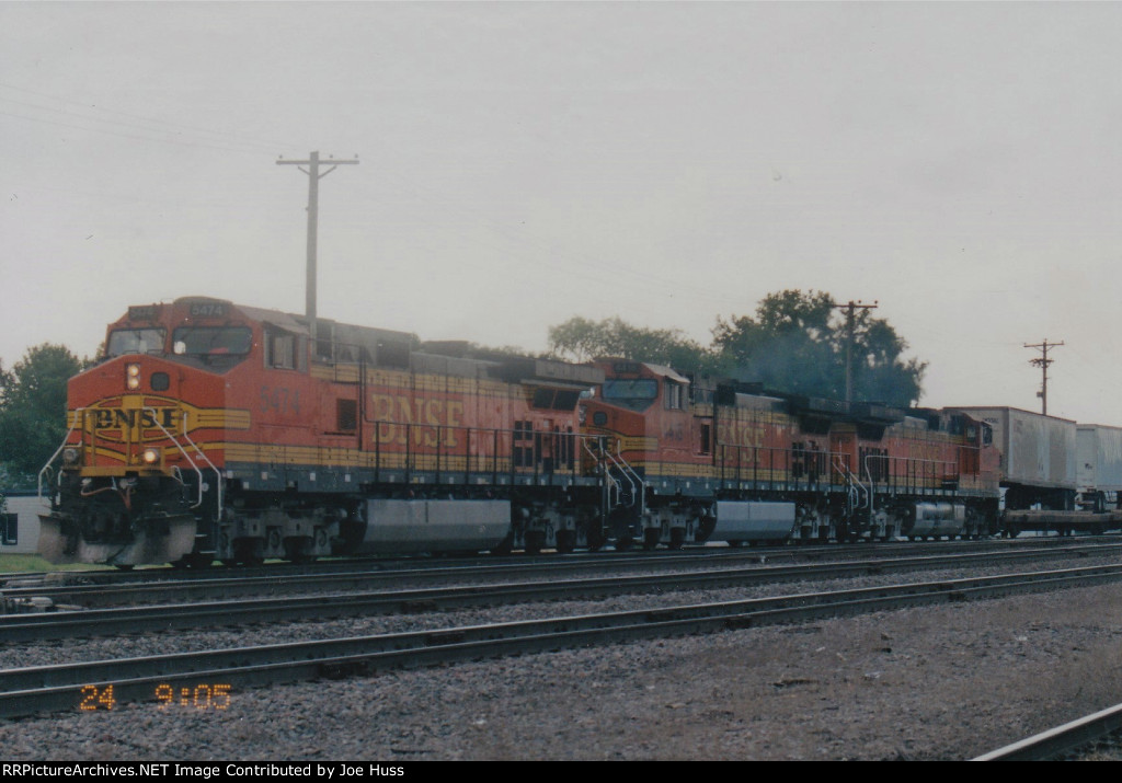 BNSF 5474 West